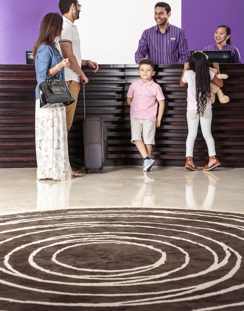 Premier Inn Doha Education City Exterior foto