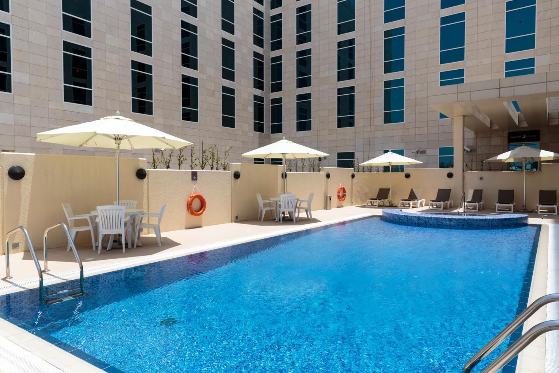 Premier Inn Doha Education City Exterior foto