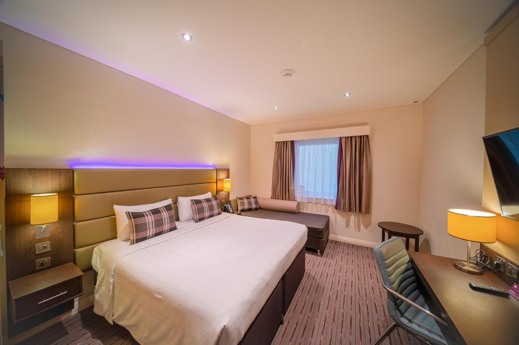 Premier Inn Doha Education City Exterior foto