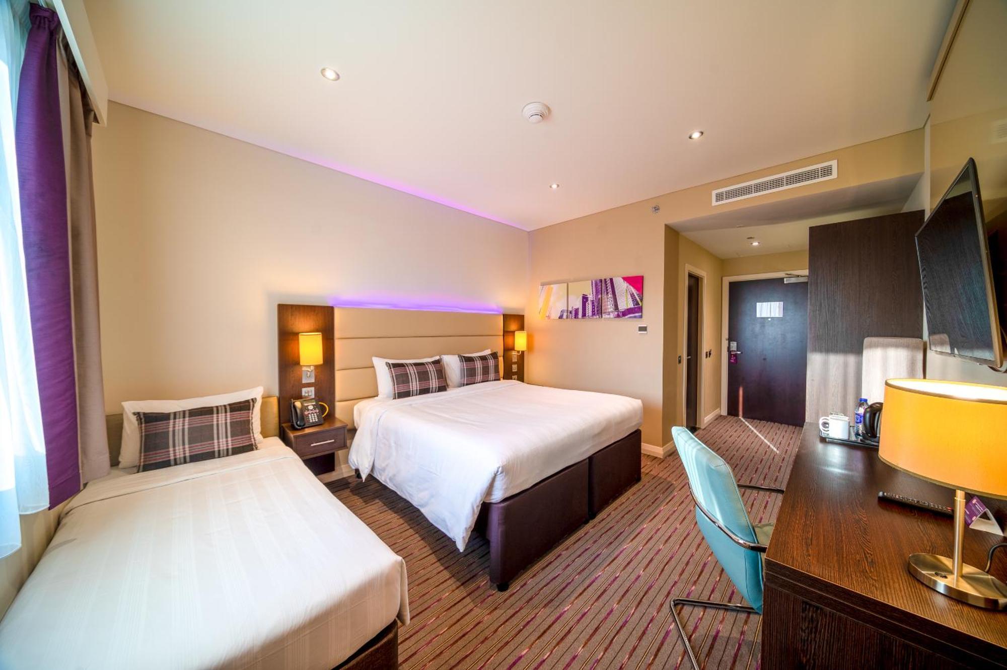 Premier Inn Doha Education City Exterior foto