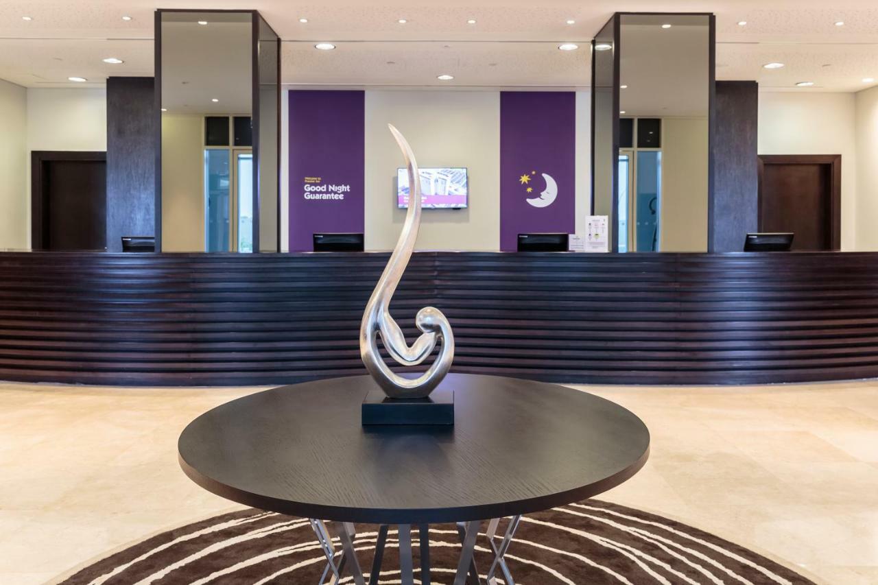 Premier Inn Doha Education City Exterior foto