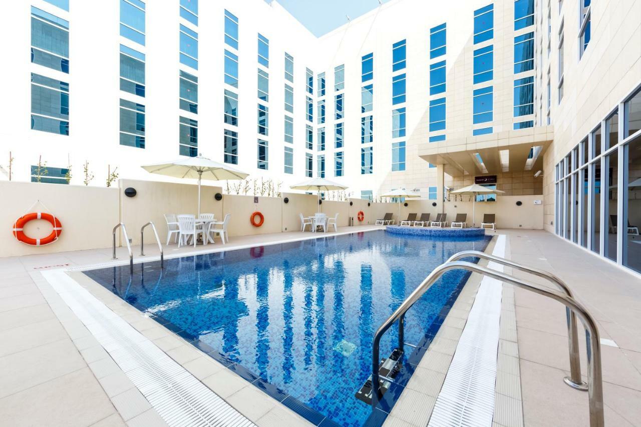 Premier Inn Doha Education City Exterior foto