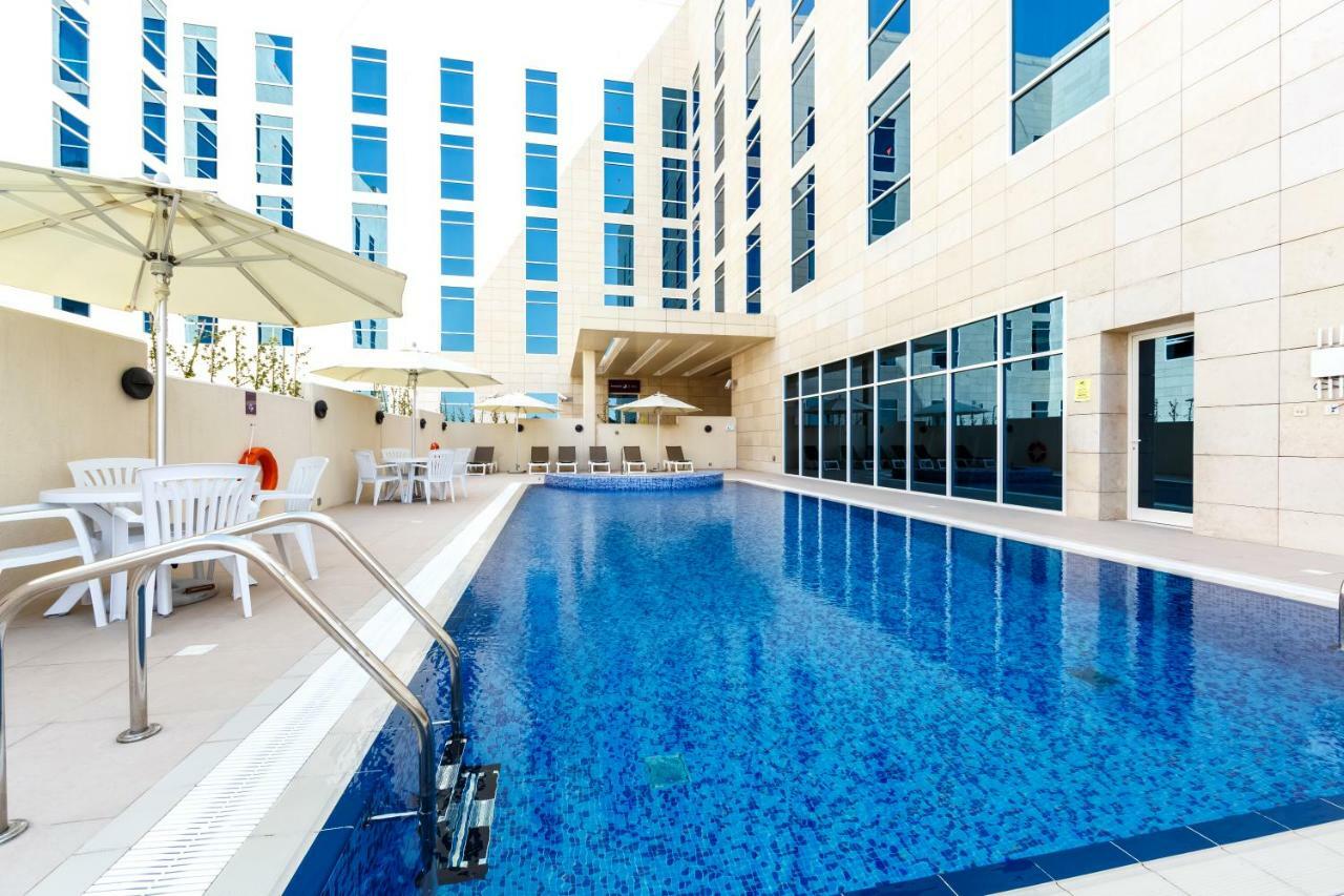 Premier Inn Doha Education City Exterior foto